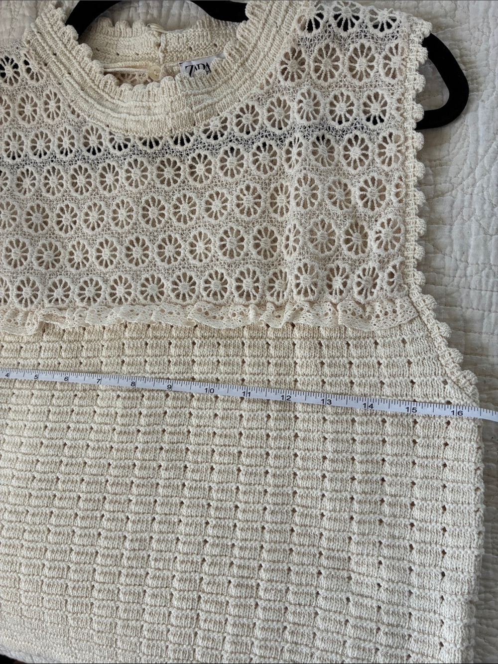 Zara Sleeveless Cropped Tank Cream Floral Lace Yoke knit read size - Picture 4 of 11